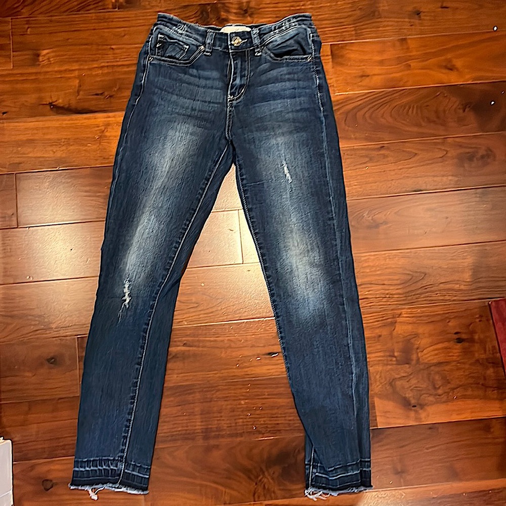 Kancan jeans non distressed high rise